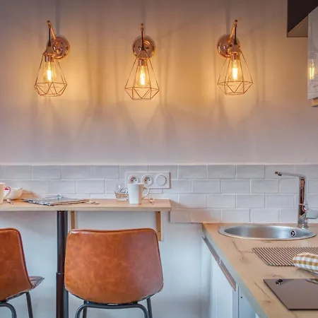 La Casa Roja - Championnet / Caserne De Bonne